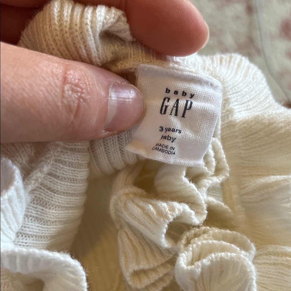 GAP Cream Ruffle Ribbed Dress - Picture 2 of 2